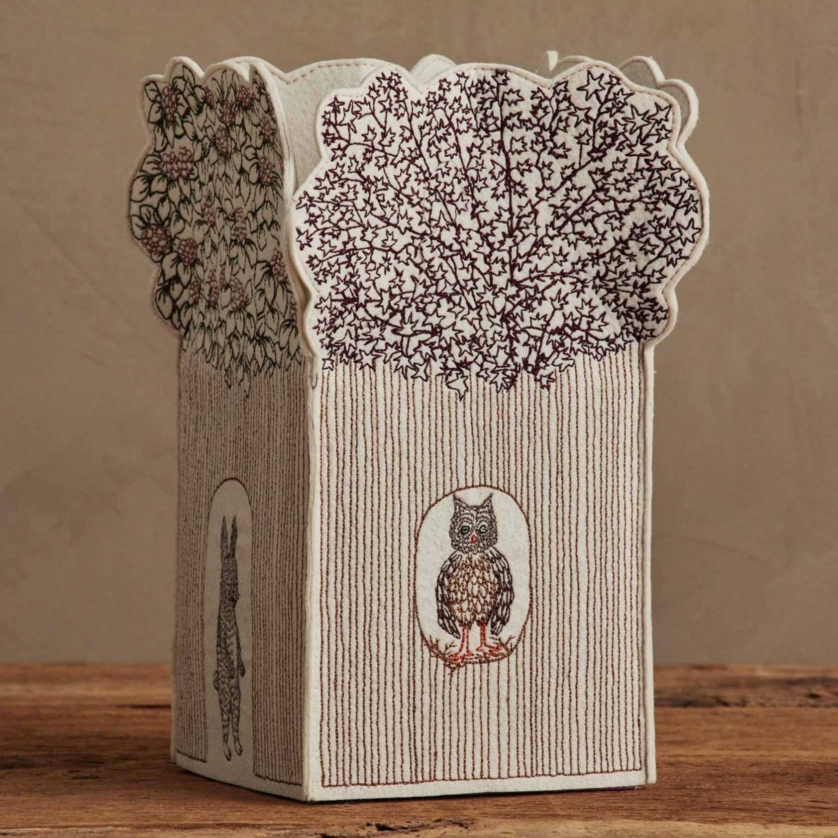Treehouse Tissue Box Cover
