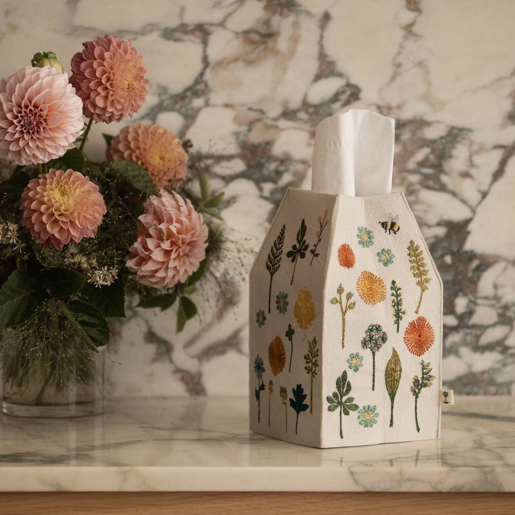 Garden Tissue Box Cover
