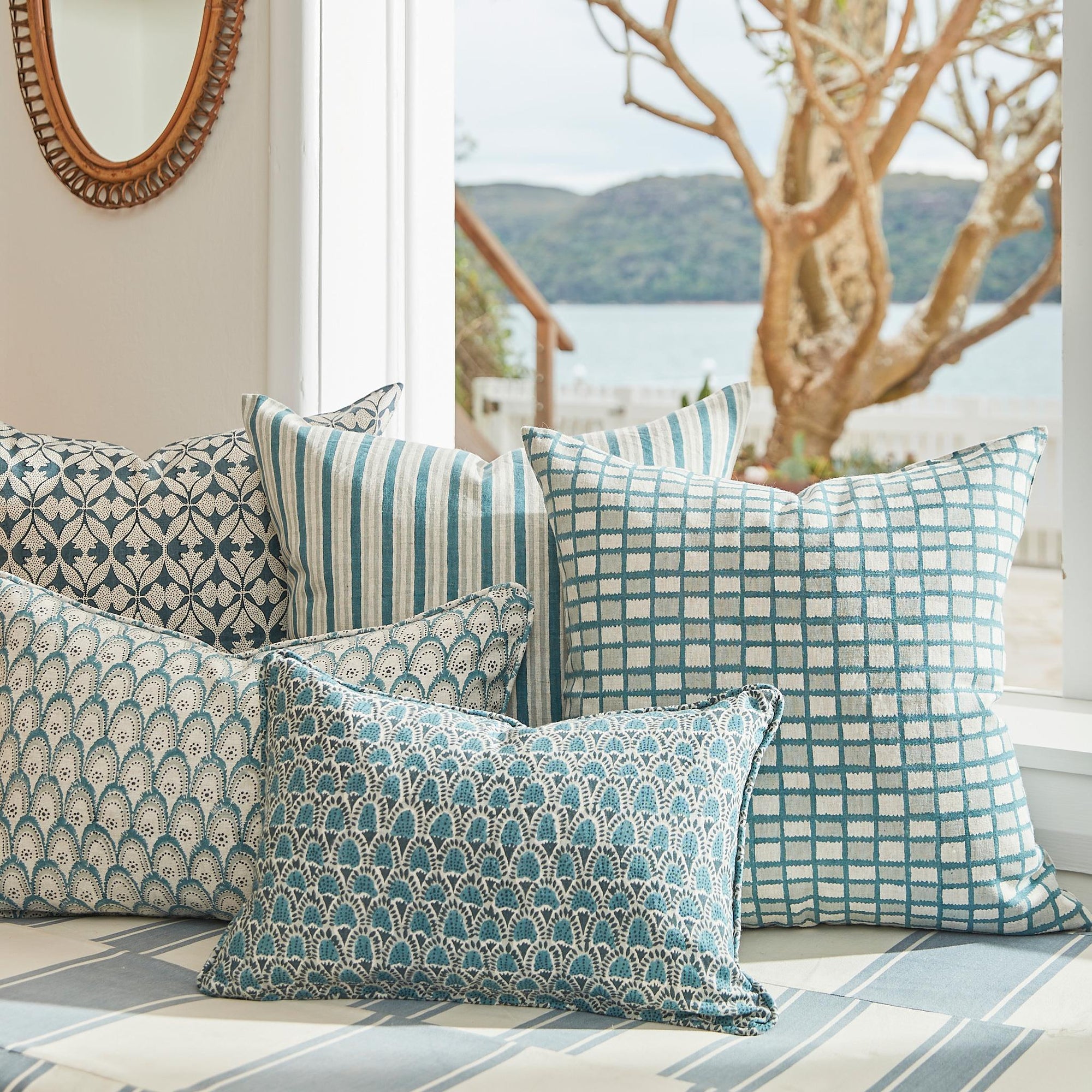Azores Mineral Lumbar Pillow
