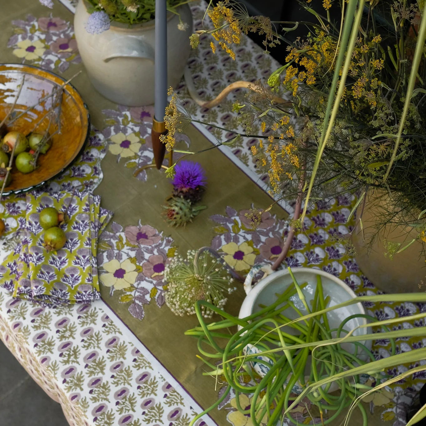 Dia Table Runner in Moss