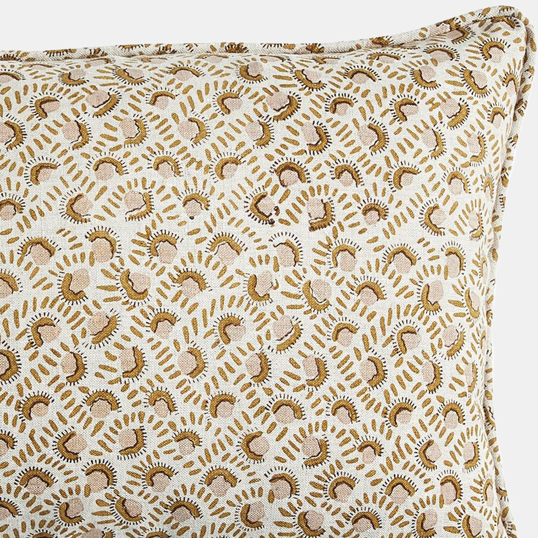 Ordu Petal Lumbar Pillow