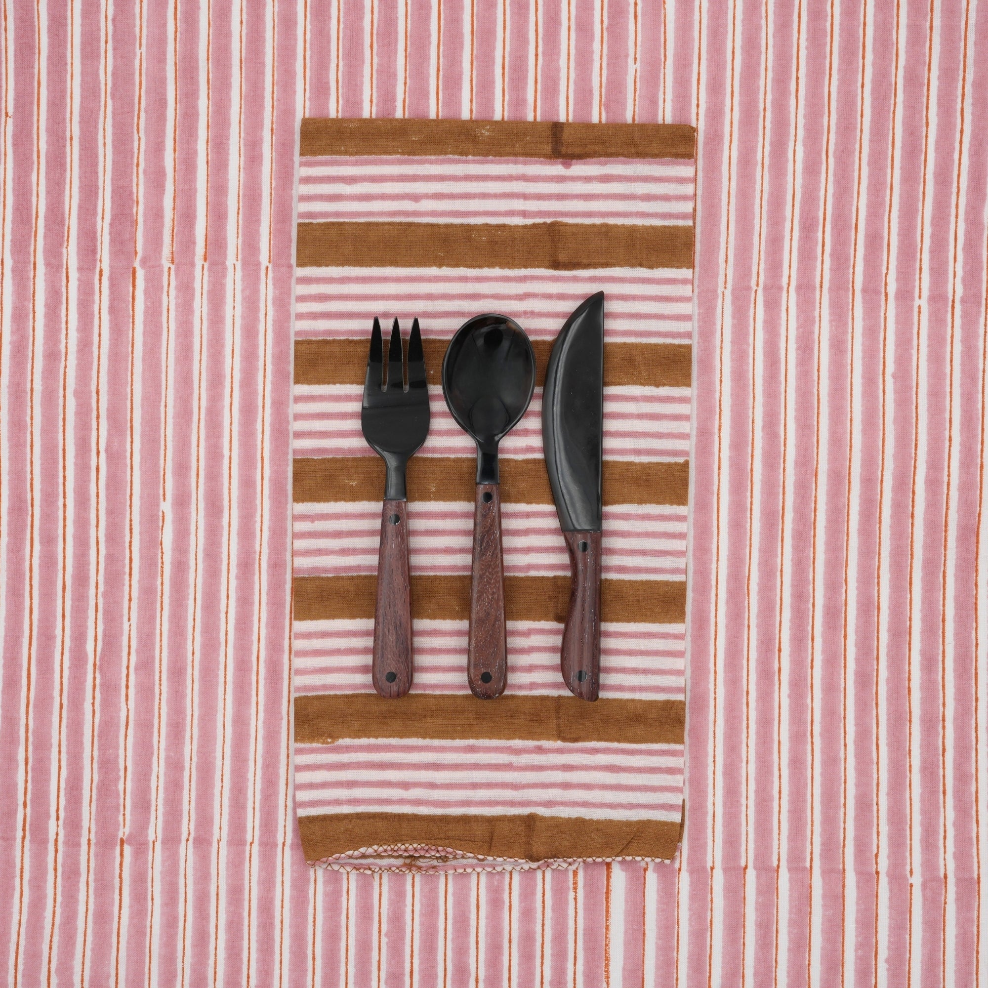 Alice Powder Napkins: Set of 4