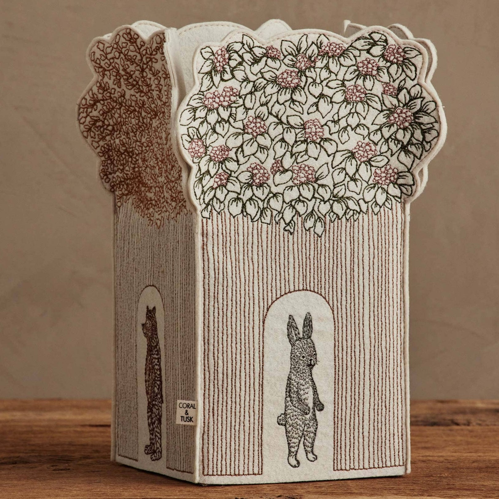 Treehouse Tissue Box Cover