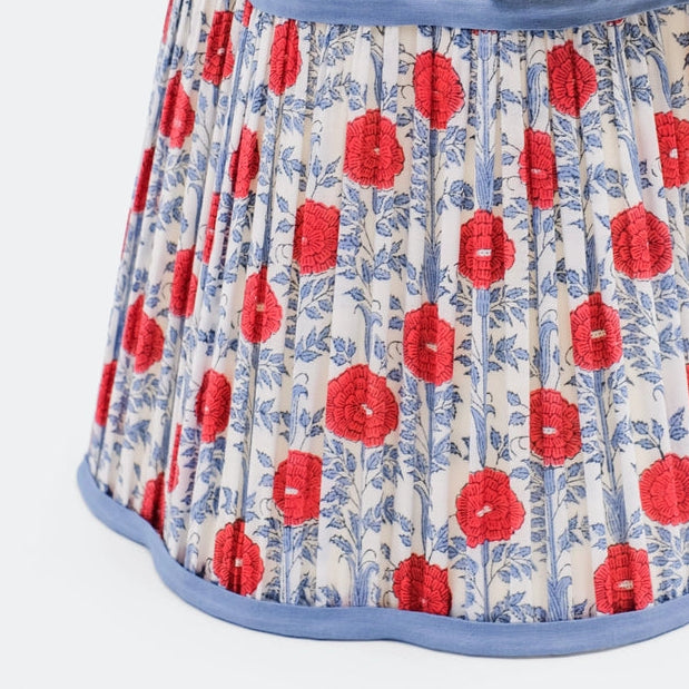 Pleated Scalloped Lampshade in Araminta