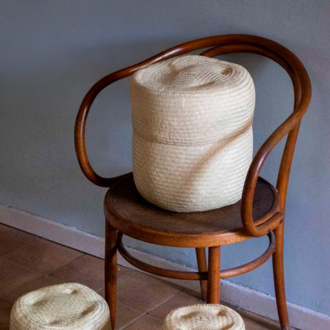 Natural Lidded Basket in Large Tall